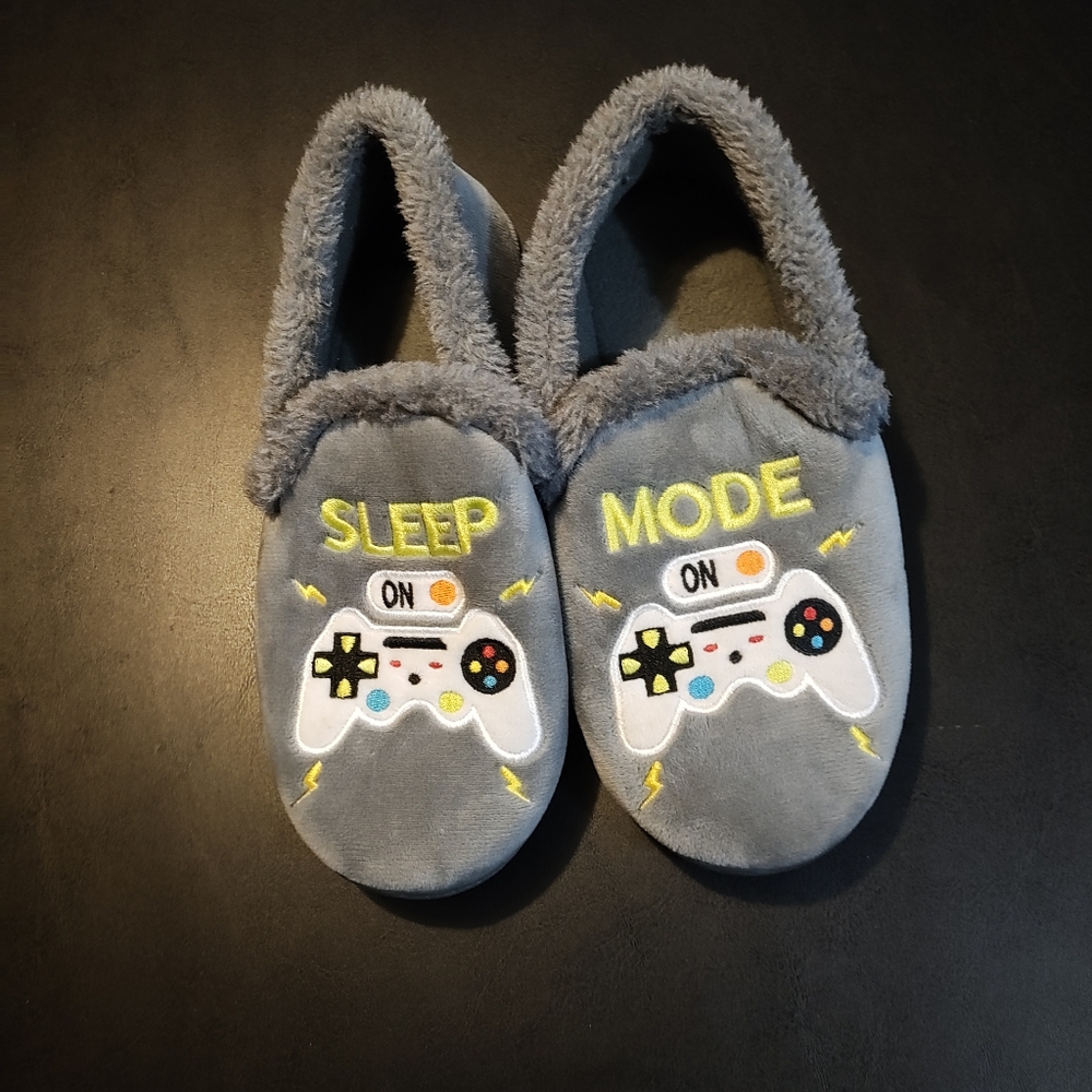 Wonder Nation Gray Kids Slippers with Game Controller Design